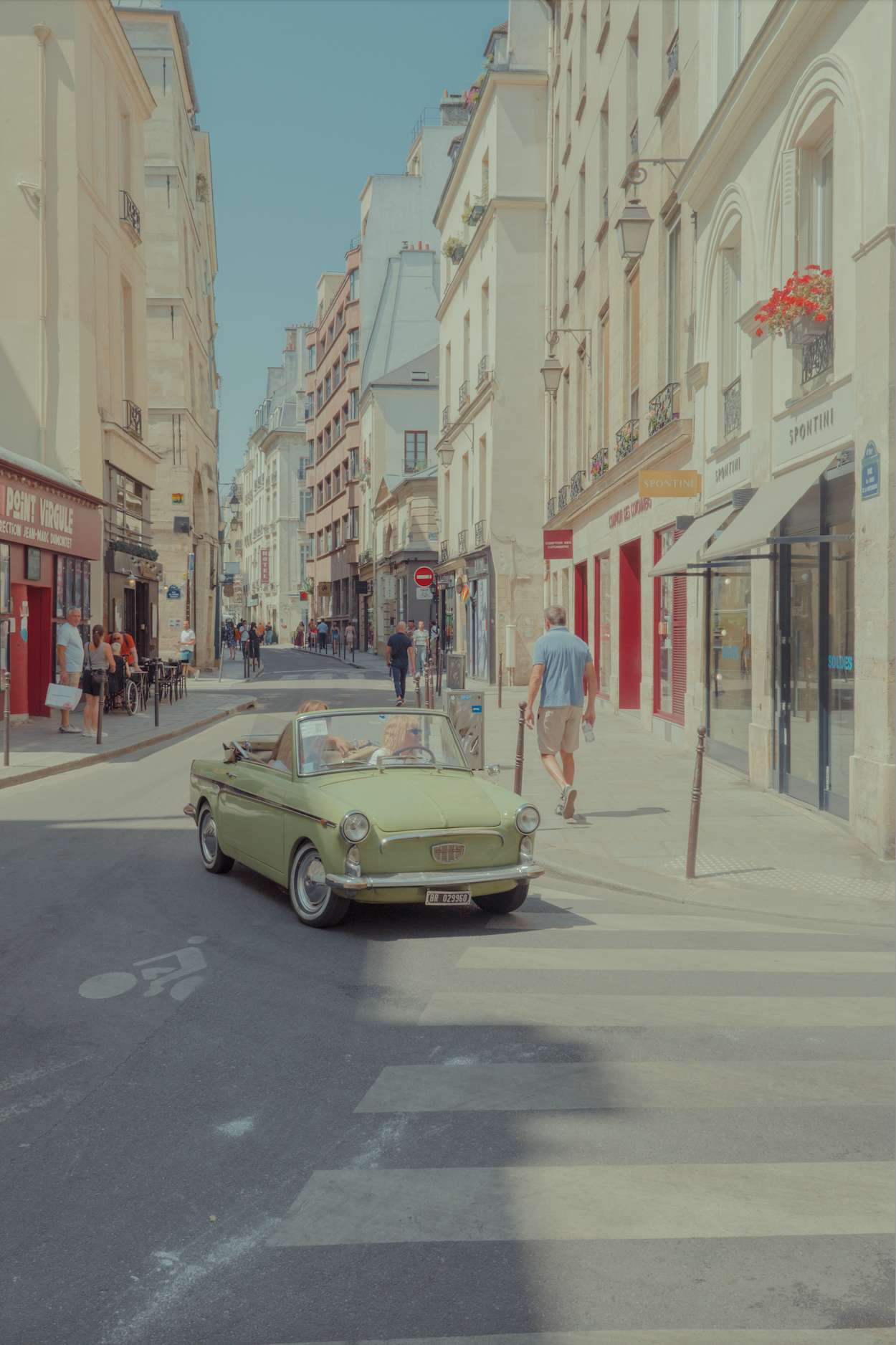 Afternoon Drive in Le Marais